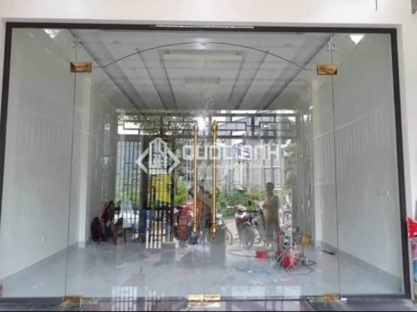 Cửa kính cường lực