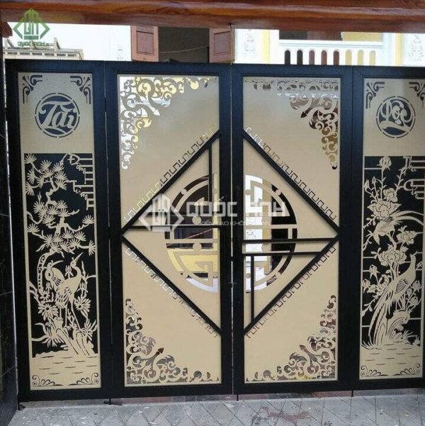Cổng sắt CNC có thể phối nhiều gam màu với nhau để tăng thêm phần ấn tượng.
