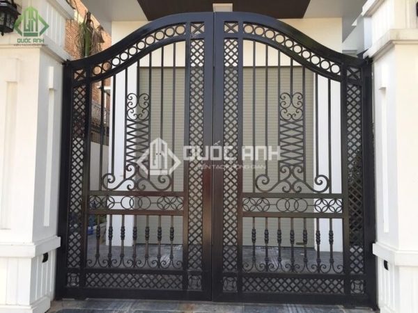 Cửa cổng sắt cắt CNC đẹp.