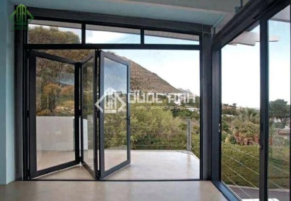 Cửa nhôm kính xếp trượt.