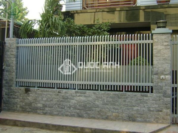 Mẫu hàng rào sắt đơn giản.