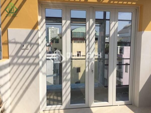 Cửa nhôm Xingfa màu trắng đẹp.