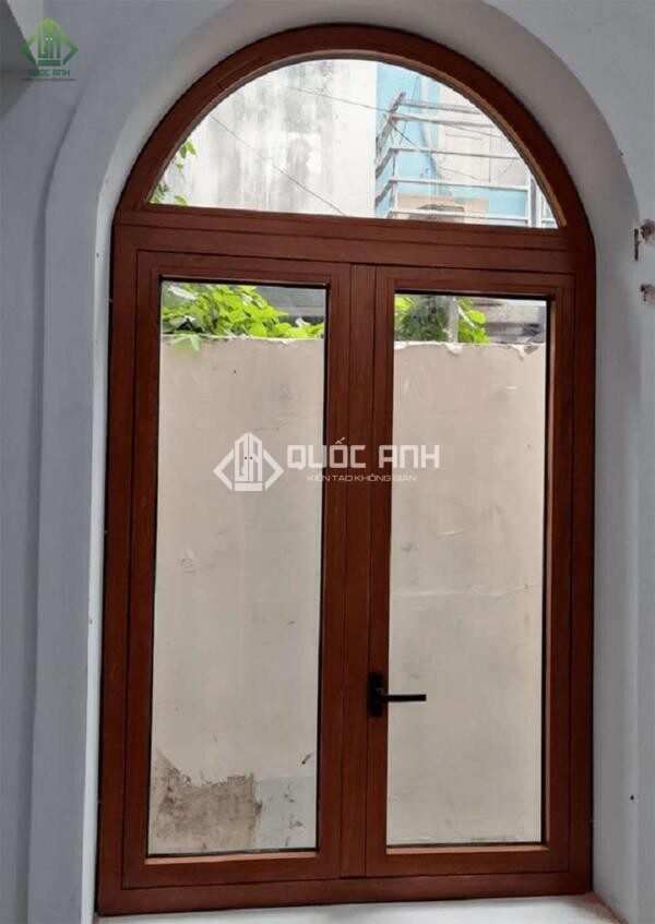 Để sản xuất được cửa nhôm Xingfa uốn vòm cần máy móc và tay nghề cao.