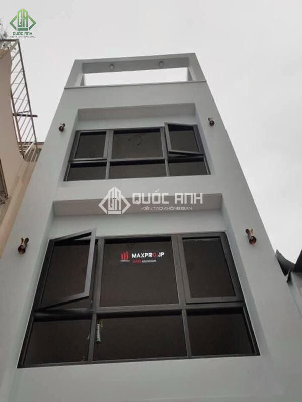Cửa sổ mở quay Maxpro tại Quốc Anh Door có giá cạnh tranh nhất hiện nay.
