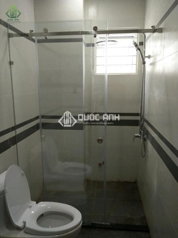 Cửa lùa ray inox 10x30 có độ bền cao sang trọng và thẩm mỹ.