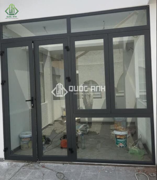 Cửa nhôm Xingfa mẹ bồng con.