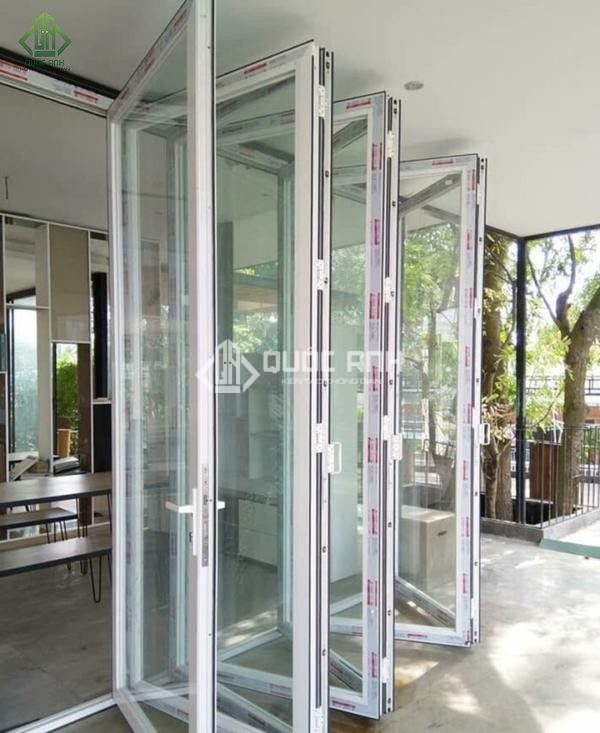 Cửa nhôm Xingfa hệ 63 thường được sử dụng để làm cửa xếp trượt.