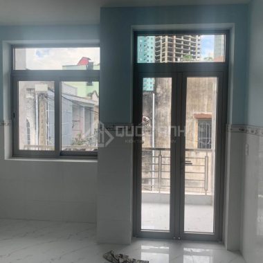 Công trình cửa nhôm Xingfa – phụ kiện Draho tại Quận 2, TP.HCM