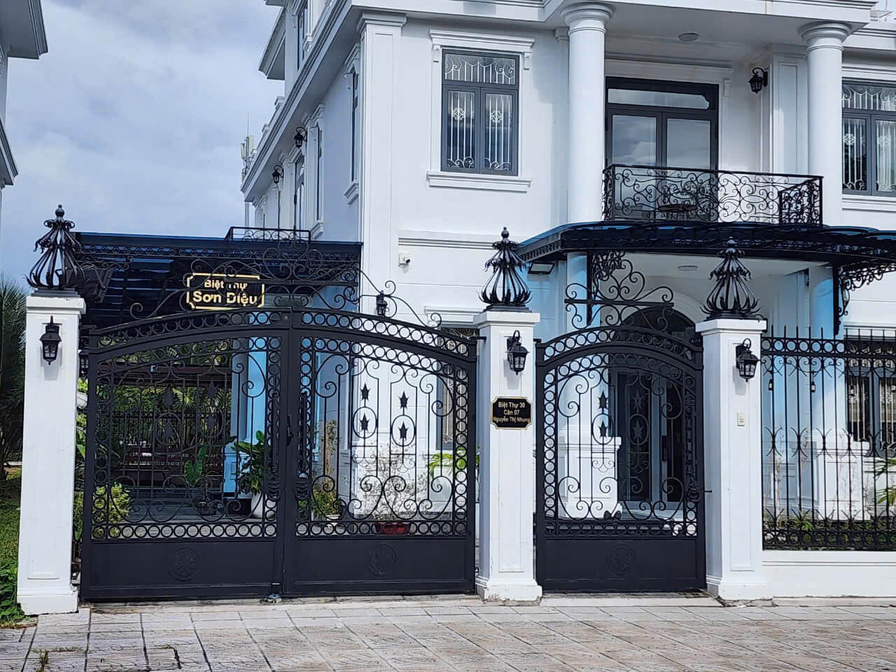 Mẫu cổng đẹp hiện đại, giá tốt 2025